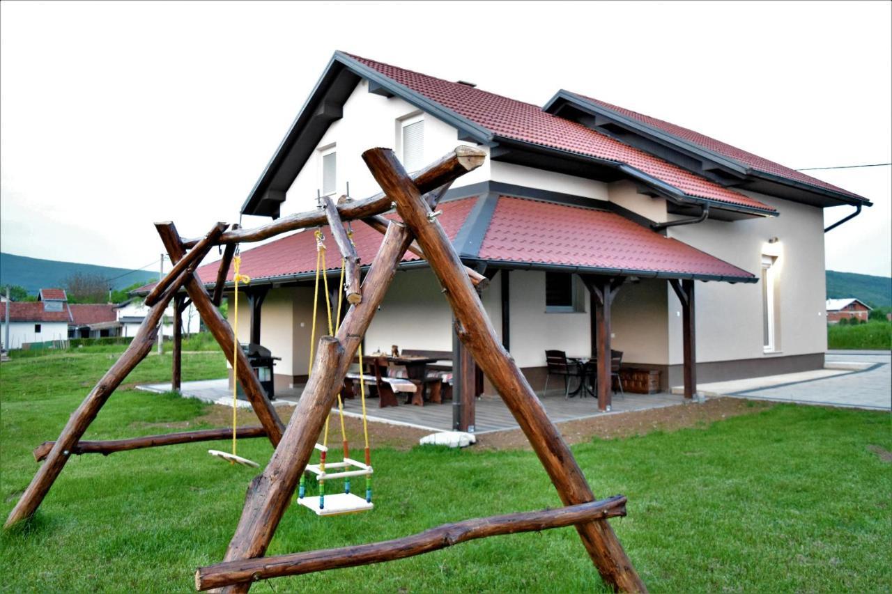 Guest House Tonka Otočac Buitenkant foto